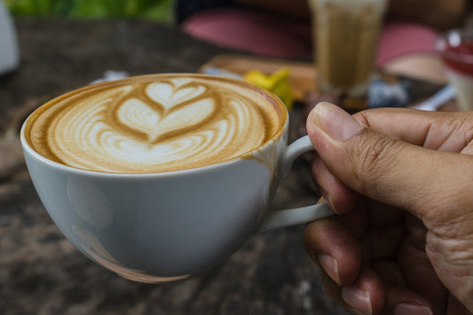 The Artisan Barista - How To Make Latte Art - A Beginner's Guide